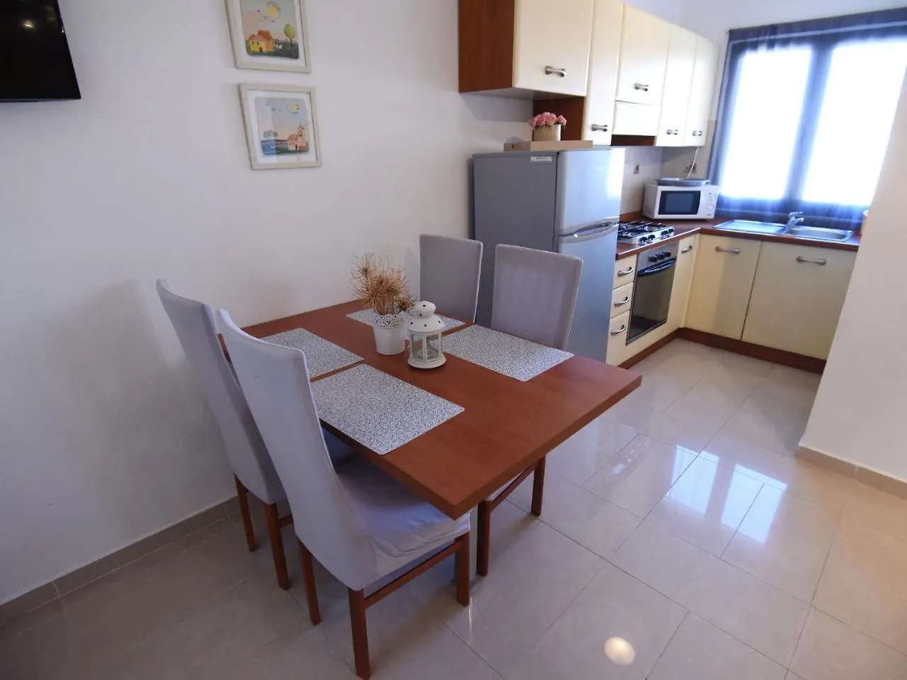 Waterfront Apartment In Maslenica With Sun Shower